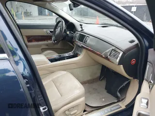2009 Jaguar XF Luxury with VIN SAJWA05B99HR33753, listed as a IAAI auction lot 41310943 with Not Provided miles and . Bid and sale history available at DreamBid. Image 5.