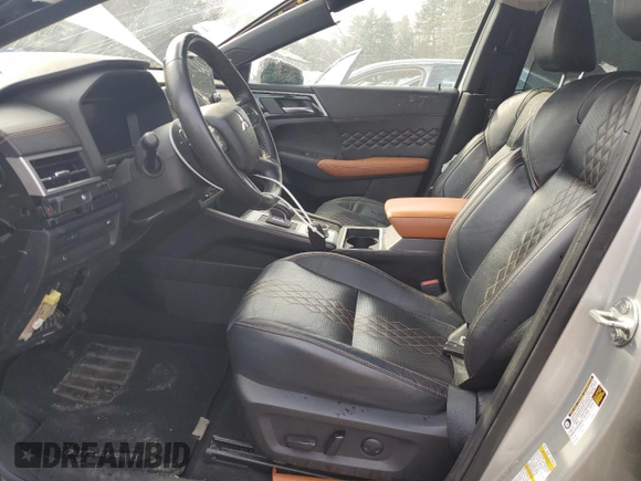 2022 Mitsubishi Outlander SEL z VIN JA4J3VA84NZ091753, wystawiony jako Copart lot #53292355 z przebiegiem 50 586 mil mil oraz Szkoda całkowita • Salvage title. Historia ofert i sprzedaży dostępna na DreamBid. Obrazek 7.