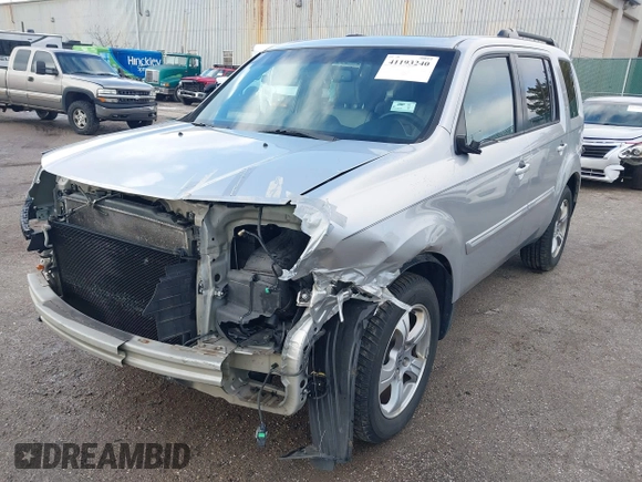 2013 Honda Pilot EX-L with VIN 5FNYF3H76DB013332, listed as a IAAI auction lot 41193240 with 121,308 mi miles and . Bid and sale history available at DreamBid. Image 18.