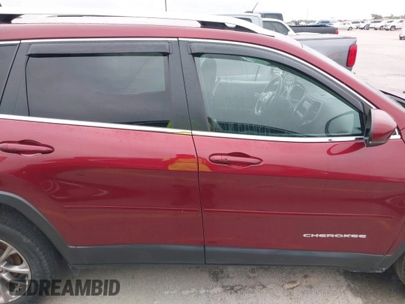 2019 Jeep Cherokee Latitude Plus с VIN 1C4PJLLB0KD486380, выставлен на аукционе IAAI как лот 42206108 с пробегом 116 322 миль миль и . История ставок и продаж доступна на DreamBid. Изображение 13.