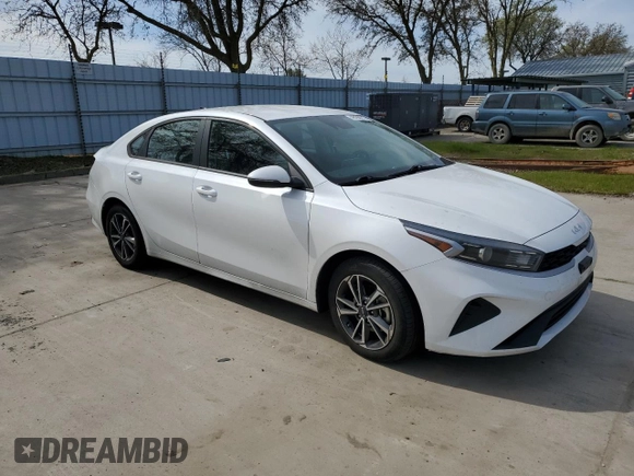 2022 Kia Forte LXS with VIN 3KPF24AD1NE417395, listed as a Copart auction lot 48190215 with 47,141 mi miles and Salvage Title. Bid and sale history available at carsss.com. Image 4.