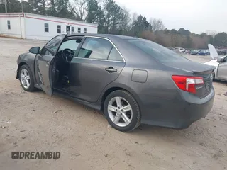 2012 Toyota Camry L with VIN 4T1BF1FK2CU116511, listed as a IAAI auction lot 41792514 with 163,908 mi miles. Bid and sale history available at carsss.com. Image 3.