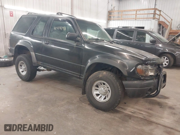 2000 Ford Explorer z VIN 1FMYU60X2YUA61809, wystawiony jako IAAI lot #42414796 z przebiegiem 167 129 mil mil oraz . Historia ofert i sprzedaży dostępna na DreamBid. Obrazek 1.