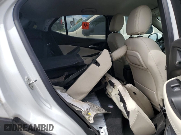 2022 Buick Encore GX Select z VIN KL4MMDS23NB142585, wystawiony jako Copart lot #59618615 z przebiegiem 3 880 mil mil oraz Szkoda całkowita • Salvage title. Historia ofert i sprzedaży dostępna na DreamBid. Obrazek 11.