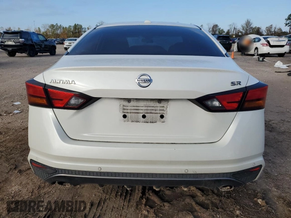 2020 Nissan Altima 2.5 SR with VIN 1N4BL4CV5LC127110, listed as a Copart auction lot 85773004 with 89,993 mi miles and Salvage Title. Bid and sale history available at carsss.com. Image 6.