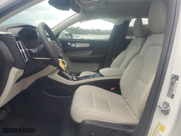 2021 Volvo XC40 Momentum with VIN YV4162UK2M2457748, listed as a Copart auction lot 64302853 with 16,314 mi miles. Bid and sale history available at carsss.com. Image 7.