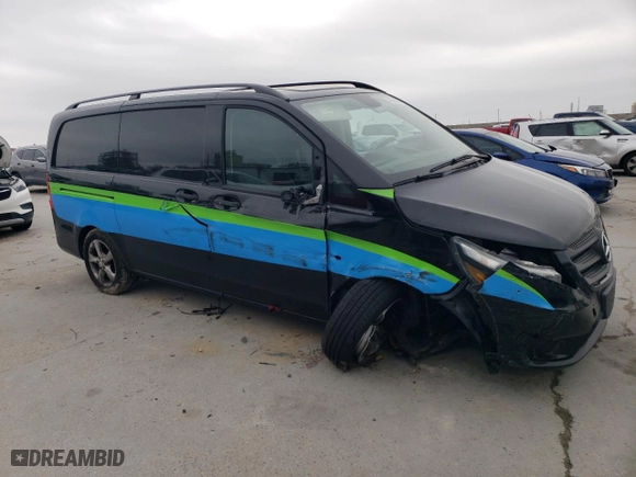 2016 Mercedes-Benz Metris Cargo Van with VIN WD3PG2EAXG3171266, listed as a Copart auction lot 43595185 with 101,889 mi miles and Salvage Title. Bid and sale history available at carsss.com. Image 4.