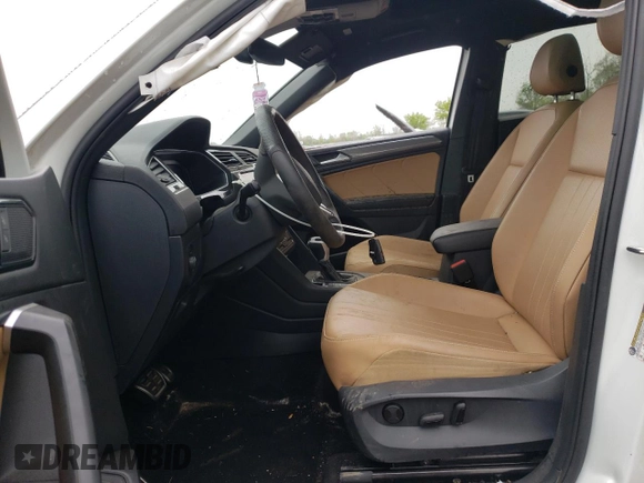 2024 Volkswagen Tiguan SE R-Line Black with VIN 3VV8B7AX5RM106702, listed as a Copart auction lot 54958375 with 47,099 mi miles and Salvage title. Bid and sale history available at DreamBid. Image 7.