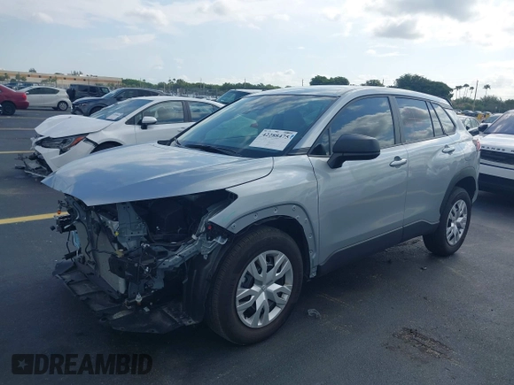 2024 Toyota Corolla Cross L with VIN 7MUAAAAG2RV116884, listed as a IAAI auction lot 42288475 with 10,539 mi miles and . Bid and sale history available at DreamBid. Image 2.