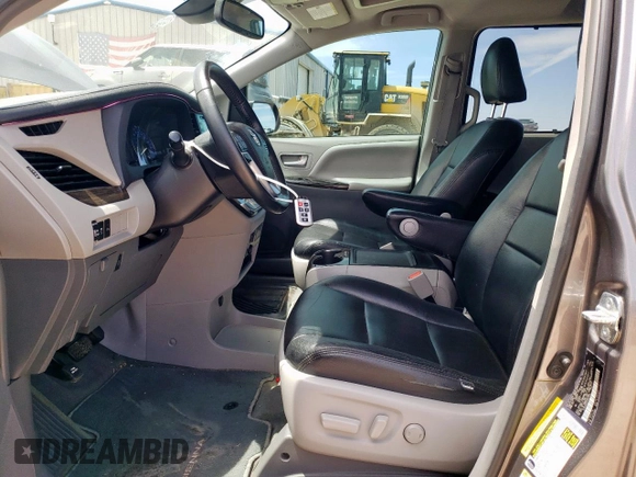 2019 Toyota Sienna XLE Auto Access Seat с VIN 5TDYZ3DC9KS977684, выставлен на аукционе Copart как лот 56742555 с пробегом 76 311 миль миль и Списание • Salvage title. История ставок и продаж доступна на DreamBid. Изображение 7.