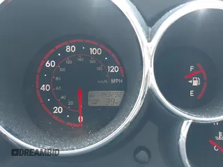 2006 Toyota Matrix STD z VIN 2T1LR32E96C555069, wystawiony jako IAAI lot #41878286 z przebiegiem 143 292 mil mil oraz . Historia ofert i sprzedaży dostępna na DreamBid. Obrazek 7.