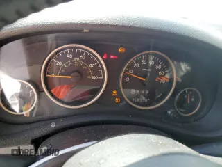 2016 Jeep Wrangler Unlimited Sahara z VIN 1C4HJWEGXGL198684, wystawiony jako Copart lot #49936525 z przebiegiem 158 396 mil mil oraz Szkoda całkowita • Salvage title. Historia ofert i sprzedaży dostępna na DreamBid. Obrazek 9.