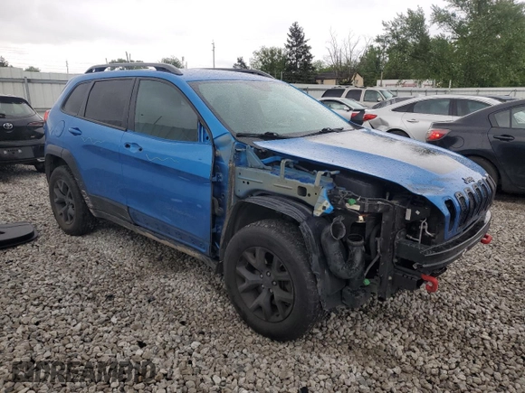 2017 Jeep Cherokee Trailhawk с VIN 1C4PJMBS4HW601454, выставлен на аукционе Copart как лот 58015315 с пробегом 96 795 миль миль и Списание • Salvage title. История ставок и продаж доступна на DreamBid. Изображение 4.