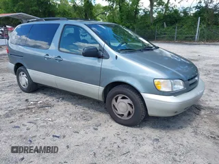 1998 Toyota Sienna LE z VIN 4T3ZF13C9WU029468, wystawiony jako IAAI lot #42199057 z przebiegiem Nie podano mil oraz . Historia ofert i sprzedaży dostępna na DreamBid. Obrazek 1.