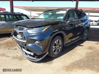 2023 Toyota Highlander L with VIN 5TDKDRAH4PS008342, listed as a IAAI auction lot 41839163 with 50,249 mi miles. Bid and sale history available at carsss.com. Image 17.