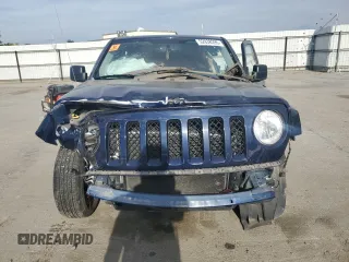 2014 Jeep Patriot Latitude with VIN 1C4NJPFA9ED509614, listed as a Copart auction lot 52938095 with 29,212 mi miles and Salvage title. Bid and sale history available at DreamBid. Image 5.