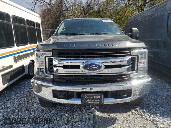 2018 Ford Super Duty F-250 SRW XL with VIN 1FT7W2B66JEB00540, listed as a Copart auction lot 52626865 with 101,222 mi miles and Salvage Title. Bid and sale history available at carsss.com. Image 5.