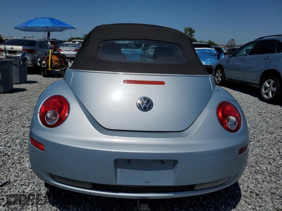 2009 Volkswagen Beetle S z VIN 3VWRF31Y29M407420, wystawiony jako Copart lot #52752405 z przebiegiem 147 982 mil mil oraz Czysty tytuł • Clean title. Historia ofert i sprzedaży dostępna na DreamBid. Obrazek 6.