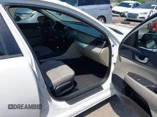 2016 Kia Optima LX with VIN KNAGT4L32G5085128, listed as a IAAI auction lot 42016728 with 259,218 mi miles. Bid and sale history available at carsss.com. Image 5.