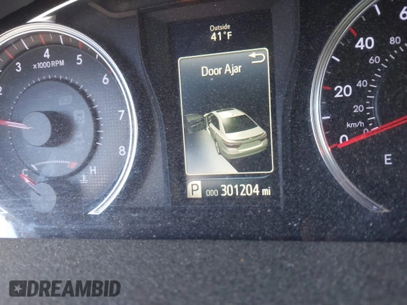 2017 Toyota Camry XLE with VIN 4T1BF1FK3HU335825, listed as a IAAI auction lot 41281060 with 301,204 mi miles and . Bid and sale history available at DreamBid. Image 15.