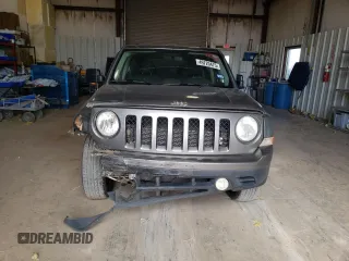 2013 Jeep Patriot Sport with VIN 1C4NJRBB8DD243057, listed as a Copart auction lot 49720475 with 119,758 mi miles and Salvage Title. Bid and sale history available at DreamBid. Image 5.