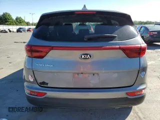 2018 Kia Sportage LX z VIN KNDPMCAC8J7330264, wystawiony jako Copart lot #61582275 z przebiegiem 93 201 mil mil oraz Czysty tytuł • Clean title. Historia ofert i sprzedaży dostępna na DreamBid. Obrazek 6.