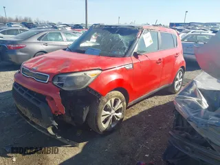 2014 Kia Soul + with VIN KNDJP3A57E7738520, listed as a IAAI auction lot 41761602 with 91,138 mi miles. Bid and sale history available at carsss.com. Image 17.