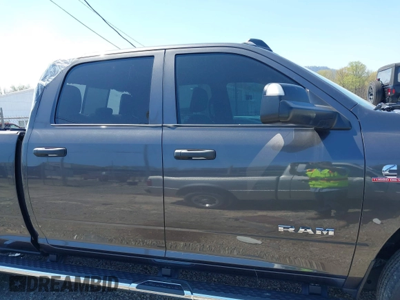 2022 Ram 2500 Tradesman with VIN 3C6UR5CL2NG252546, listed as a IAAI auction lot 41892519 with 26,830 mi miles. Bid and sale history available at carsss.com. Image 13.