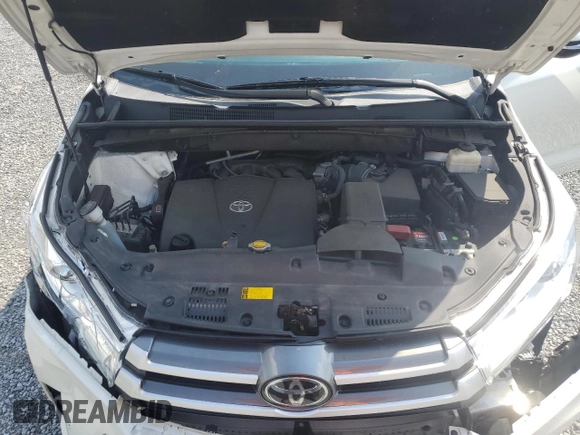 2017 Toyota Highlander XLE z VIN 5TDJZRFH6HS362094, wystawiony jako Copart lot #55086425 z przebiegiem 77 078 mil mil oraz Szkoda całkowita • Salvage title. Historia ofert i sprzedaży dostępna na DreamBid. Obrazek 12.