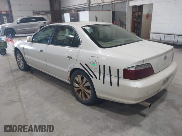 2002 Acura TL Type S with VIN 19UUA56832A023506, listed as a IAAI auction lot 42185075 with 218,703 mi miles. Bid and sale history available at carsss.com. Image 3.