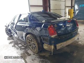 2015 Chrysler 300 with VIN 2C3CCAGG4FH892372, listed as a IAAI auction lot 41606701 with 209,602 mi miles. Bid and sale history available at carsss.com. Image 3.