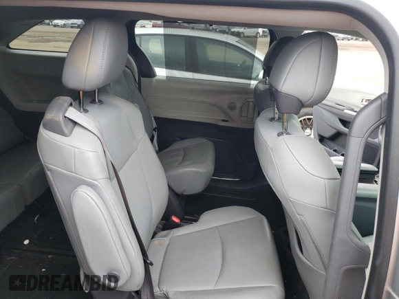 2021 Toyota Sienna XLE с VIN 5TDJSKFCXMS029634, выставлен на аукционе Copart как лот 53106515 с пробегом 43 962 миль миль и Списание • Salvage title. История ставок и продаж доступна на DreamBid. Изображение 11.