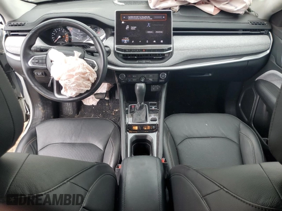 2022 Jeep Compass Latitude Lux z VIN 3C4NJDFB8NT208723, wystawiony jako Copart lot #59283325 z przebiegiem 16 861 mil mil oraz Szkoda całkowita • Salvage title. Historia ofert i sprzedaży dostępna na DreamBid. Obrazek 8.