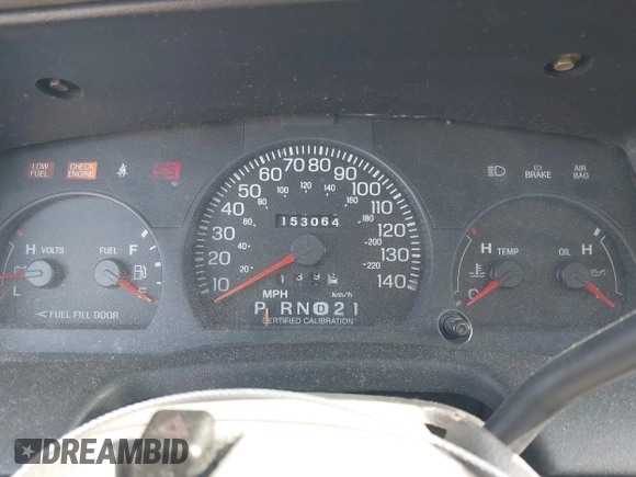 2000 Ford Crown Victoria Police Interceptor z VIN 2FAFP71W7YX104263, wystawiony jako IAAI lot #42442496 z przebiegiem 153 064 mil mil oraz . Historia ofert i sprzedaży dostępna na DreamBid. Obrazek 7.