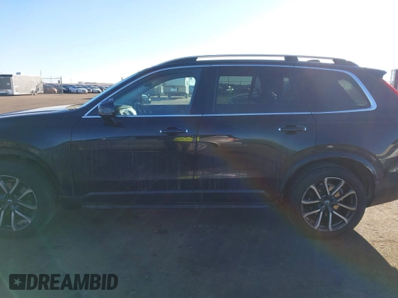 2016 Volvo XC90 T6 Momentum with VIN YV4A22PK4G1075562, listed as a IAAI auction lot 41680758 with 131,920 mi miles. Bid and sale history available at carsss.com. Image 15.