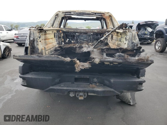 2002 Chevrolet Avalanche with VIN 3GNEK13T72G144775, listed as a Copart auction lot 53856295 with Not Provided miles and Non Repairable. Bid and sale history available at DreamBid. Image 6.