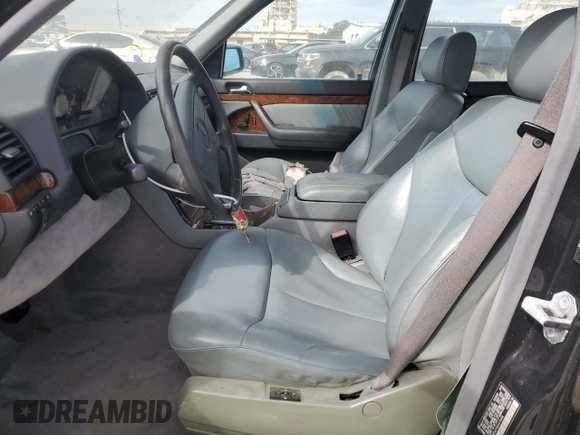 1995 Mercedes-Benz S with VIN WDBGA51E2SA215698, listed as a Copart auction lot 43001745 with Not Provided miles and Clean Title. Bid and sale history available at DreamBid. Image 7.