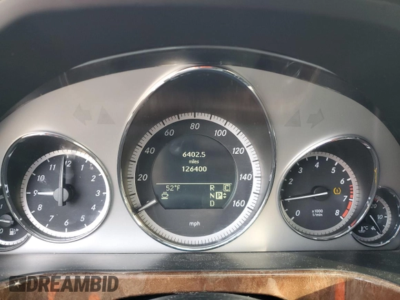 2010 Mercedes-Benz E 350 Luxury with VIN WDDHF5GB4AA196547, listed as a Copart auction lot 46485245 with 126,400 mi miles and Salvage Title. Bid and sale history available at carsss.com. Image 9.