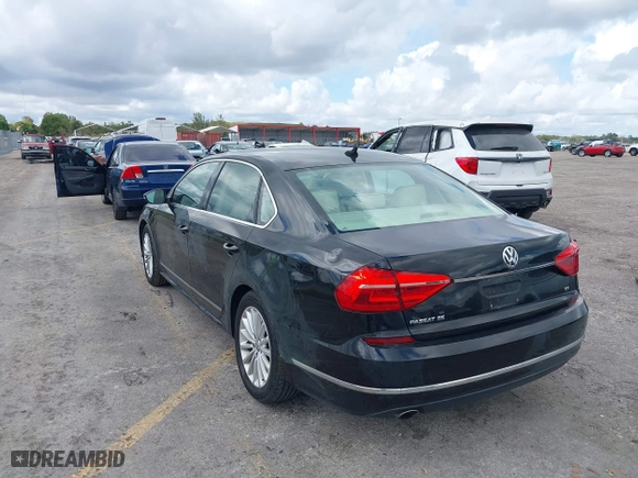 2016 Volkswagen Passat 1.8T SE w/Technology with VIN 1VWBS7A35GC047180, listed as a IAAI auction lot 41650618 with 42,491 mi miles. Bid and sale history available at carsss.com. Image 3.