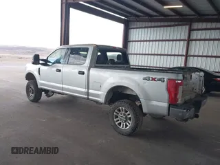 2017 Ford F-250 Lariat with VIN 1FT7W2B64HED52264, listed as a IAAI auction lot 41180825 with 192,109 mi miles and . Bid and sale history available at DreamBid. Image 3.