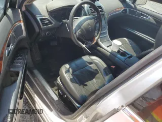 2014 Lincoln MKZ with VIN 3LN6L2GKXER822019, listed as a Copart auction lot 66097974 with 249,129 mi miles and Salvage Title. Bid and sale history available at DreamBid. Image 8.