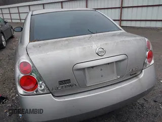 2006 Nissan Altima 2.5 with VIN 1N4AL11D86N397364, listed as a IAAI auction lot 41479049 with 125,887 mi miles. Bid and sale history available at carsss.com. Image 3.