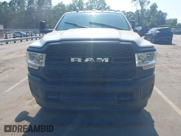 2019 Ram 2500 Tradesman with VIN 3C6UR5CJ6KG556859, listed as a IAAI auction lot 42406339 with 110,789 mi miles and . Bid and sale history available at DreamBid. Image 12.