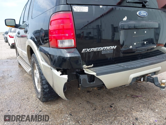 2005 Ford Expedition Eddie Bauer with VIN 1FMPU17595LB13361, listed as a IAAI auction lot 42053549 with 200,035 mi miles and . Bid and sale history available at DreamBid. Image 6.