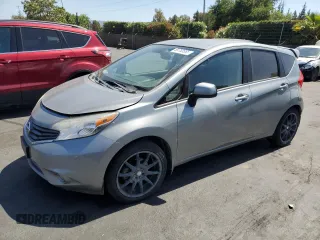 2014 Nissan Note S Plus z VIN 3N1CE2CP9EL399622, wystawiony jako Copart lot #59783585 z przebiegiem 109 628 mil mil oraz Czysty tytuł • Clean title. Historia ofert i sprzedaży dostępna na DreamBid. Obrazek 1.