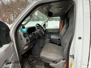 2018 Ford Econoline Commercial with VIN 1FDXE4FS9JDC33221, listed as a Copart auction lot 47133205 with 117,611 mi miles and Clean Title. Bid and sale history available at carsss.com. Image 5.