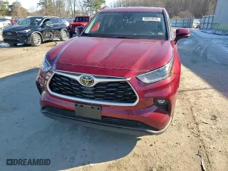 2021 Toyota Highlander L with VIN 5TDBZRBH9MS529973, listed as a Copart auction lot 88683845 with 40,365 mi miles and Salvage Title. Bid and sale history available at carsss.com. Image 12.