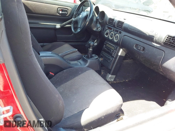2000 Toyota MR2 z VIN JTDFR3207Y0021485, wystawiony jako IAAI lot #42281031 z przebiegiem 133 064 mil mil oraz . Historia ofert i sprzedaży dostępna na DreamBid. Obrazek 5.