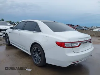 2017 Lincoln Continental Select z VIN 1LN6L9SK5H5616680, wystawiony jako IAAI lot #42465865 z przebiegiem 86 686 mil mil oraz . Historia ofert i sprzedaży dostępna na DreamBid. Obrazek 3.