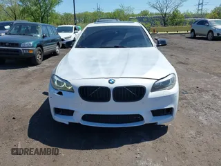 2013 BMW 5 Series 535i with VIN WBAFR7C54DC819983, listed as a IAAI auction lot 42141306 with 135,938 mi miles and . Bid and sale history available at carsss.com. Image 6.